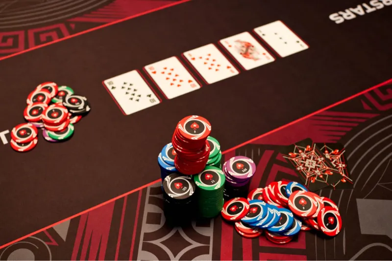 Poker là một trò chơi đánh bài khá phổ biến